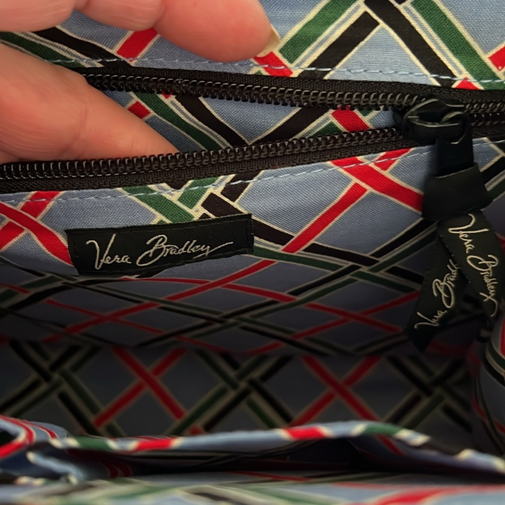 Vera Bradley Julia Versailles Pattern Top Handle & Convertible Detachable Strap - Picture 10 of 16